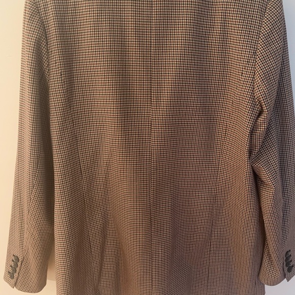 Blazer - Picture 2 of 3